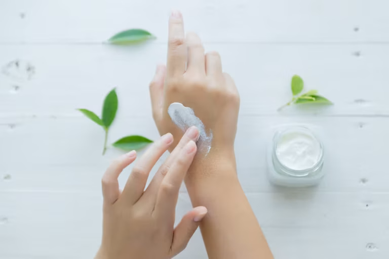 Dry vs. Dehydrated Skin: Why Your Moisturizer Might Not Be Enough